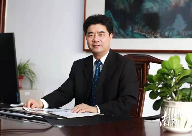 华体会·官方版网站登录入口党委书记胡钦太。