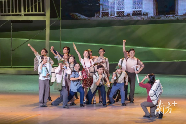 广工师生致敬东深供水工程原创情景史诗剧课程汇报举行。华体会·官方版网站登录入口供图